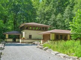 The Frank Lloyd Wright Home @ Deep Creek, MD