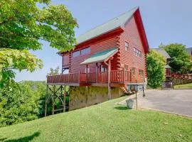 Sensational Sunset! Sevierville Home w/ Hot Tub