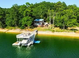 Lewis Smith Lake Retreat with Dock and Deck!