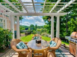 Mountain Views Beautiful Nestlenook Farm Home!, cottage in Jackson