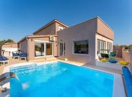 Family friendly house with a swimming pool Peroj, Fazana - 23328