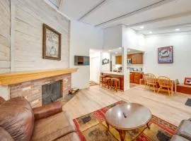 Near Hiking Renovated Breck Condo with Tennis Court