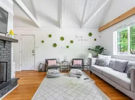 Updated 3 BDR Gas Fire Place BBQ
