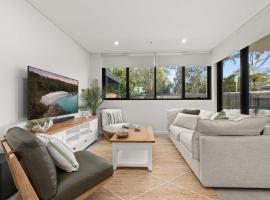 Serene by Experience Jervis Bay, hotel in Huskisson