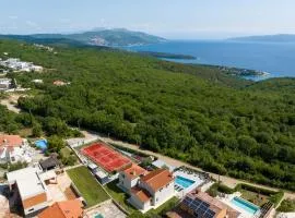Mediterranean Villa Anatai with sauna & tennis court