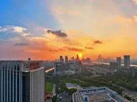 Guangzhou Pazhou LN DongFang Hotel-Free shuttle between hotel and Exhibition Center during Canton Fair & Exhibitor Registration Counter