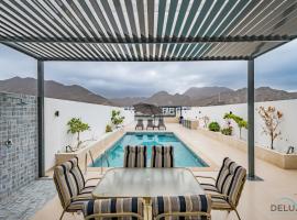 Deal of the Week 4BR with Pool, Sea & Mountain Views by Deluxe Holiday Homes, hotel v destinaci Sharm