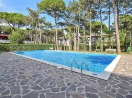 Amazing Apartment In Lignano Sabbiadoro