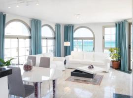 THE BAXMAN SUITE - A suite on the shore, hotel in Corralejo