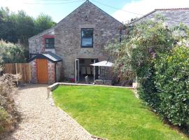 Swallows Rest Cottage - 3 Bedrooms - Nr Looe, hotel in Looe