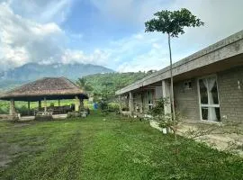 Highland Cabin at Mt Isarog