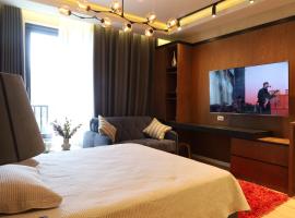 Sea Breeze Resort Room 324 The Grand otel, serviced apartment in Baku