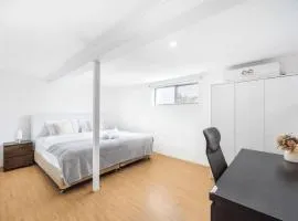 1 Bedroom Unit near Highway Transports n Shops