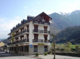 Hotel Garona, hotel in Bossost