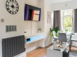 Modern 1 bed apartment in Greenwich - WIFI - NETFLIX and stations nearby