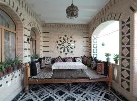Dasht Guest House
