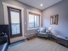 Slopeside 2762A by SummitCove Lodging