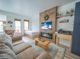 Slopeside 2791B by SummitCove Lodging