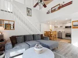 Redpine Peaks Condo Mins to Ski Canyons Resort, Hot tub, Golf, Walk to Lifts!