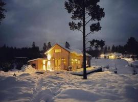 Wonderful barn cabin in Järvsö Harsa, hotel v destinaci Järvsö