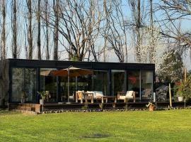 Modular Moderna, hotel v destinaci Colina