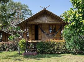 Pohpa Homestay, hotel v destinaci Mon