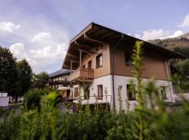 Ferienhaus Florianiweg C, hotel s vířivkou v Bad Gasteinu