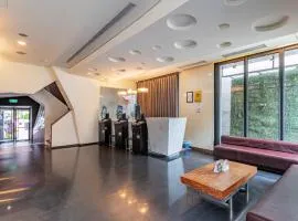 The Galerie Hotel