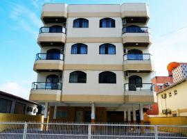 Residencial Dona Dina - Mestre Naro โรงแรมในบอมบินญัส