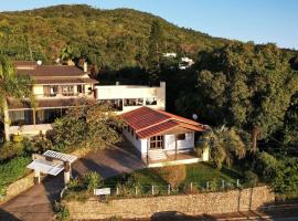 Casas Praia da Lagoinha - Mestre Naro, hotel din Bombinhas