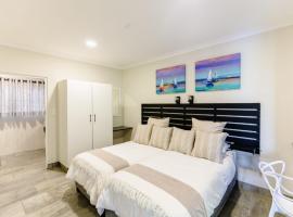 8 On Eagle Bed & Breakfast Room 4, B&B in Port Shepstone
