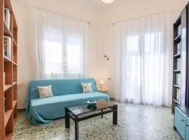 Vintage Charm Apt near Centre