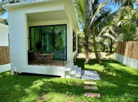 Villa with private Sauna and Ice Bath, Hotel in Salad Beach