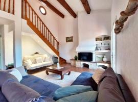 Magnificent Villa residence with Pool - Fréjus, hotel v destinaci Fréjus