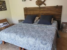 hammam et jacuzzi en Provence, Hotel in Caphan