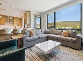 One Riverfront Condo 305 by East West Hospitality