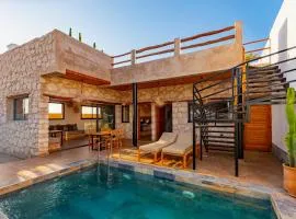 Smaylo Surf House
