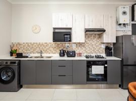 Anna Suite - Serenity & Stuff Luxury Apartments – hotel w mieście Midrand