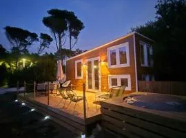 Cozy tiny house - Where the Sea meets the Florest
