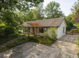Luxe 12-persoons Groepsvilla – Gelijkvloers met Tuin & Loungeset