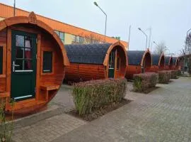 Schlaffass Holzfass im Banjapark Rees ohne Banja Sauna