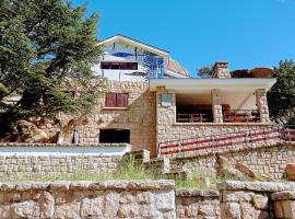 La Casa De La Pedriza, chalet de monta&ntilde;a en Manzanares el Real