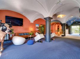 Sure Hotel by Best Western Annecy, hotel v destinácii Annecy