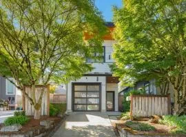 3BR 2.5BA The Orcas Parkside