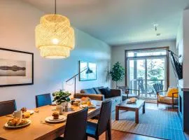Lakefront & Mountain View - 1 Bedroom Resort Suite
