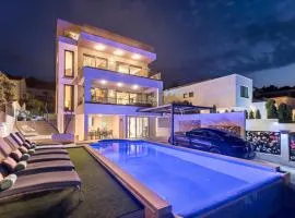 Villa Palace Al Nera