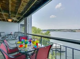 Lakefront Condo in Osage Beach Balcony and Views!