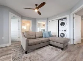 Be A Nomad - Ocean Front Bottom Stylish Unit