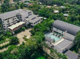 The Grand Royal Swiss Hotel