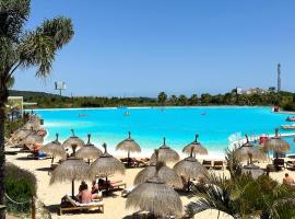 Alcazaba Lagoon 512, Hotel in Casares